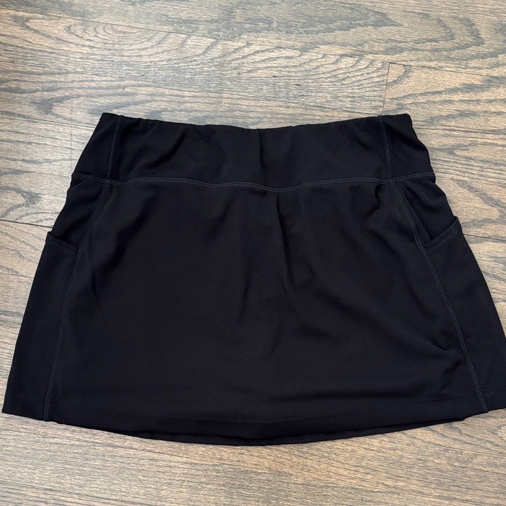 Reebok Black Performance Tennis Skort with Logo - Picture 9 of 9